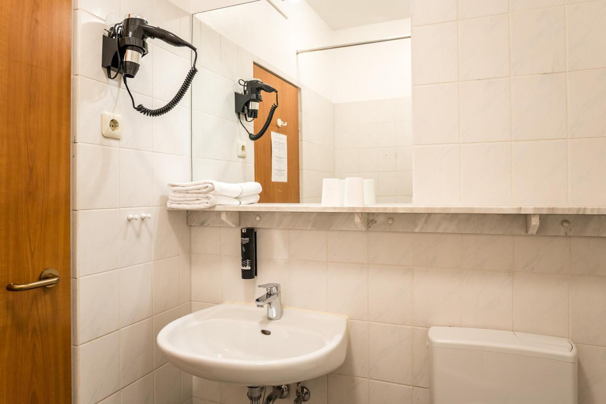 Aparthotel Antares Düsseldorf