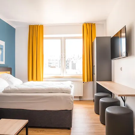 Antares Aparthotel 3*