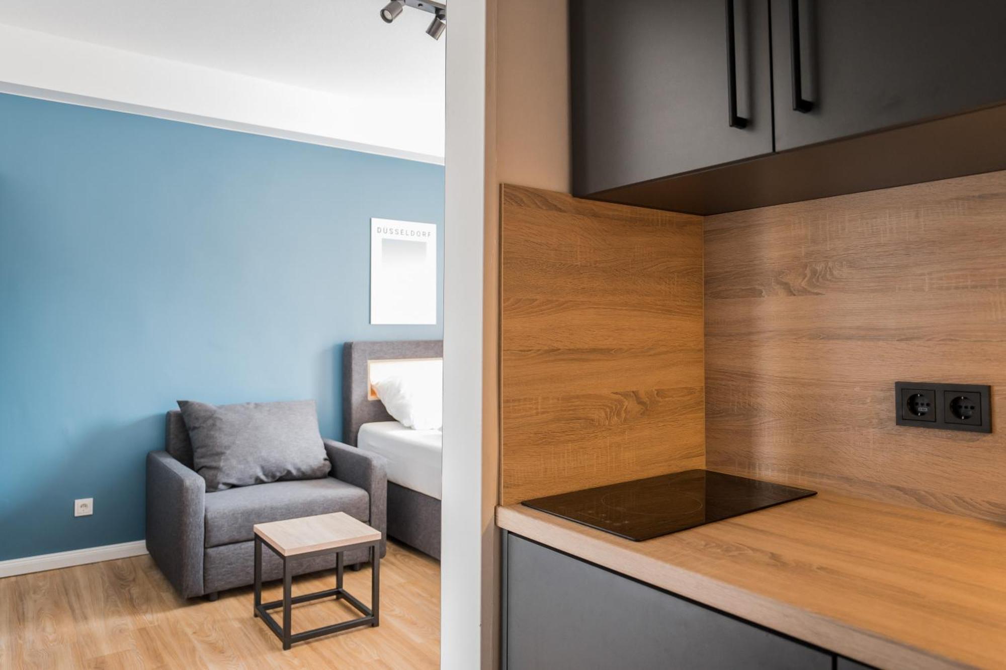 Antares Aparthotel 3*